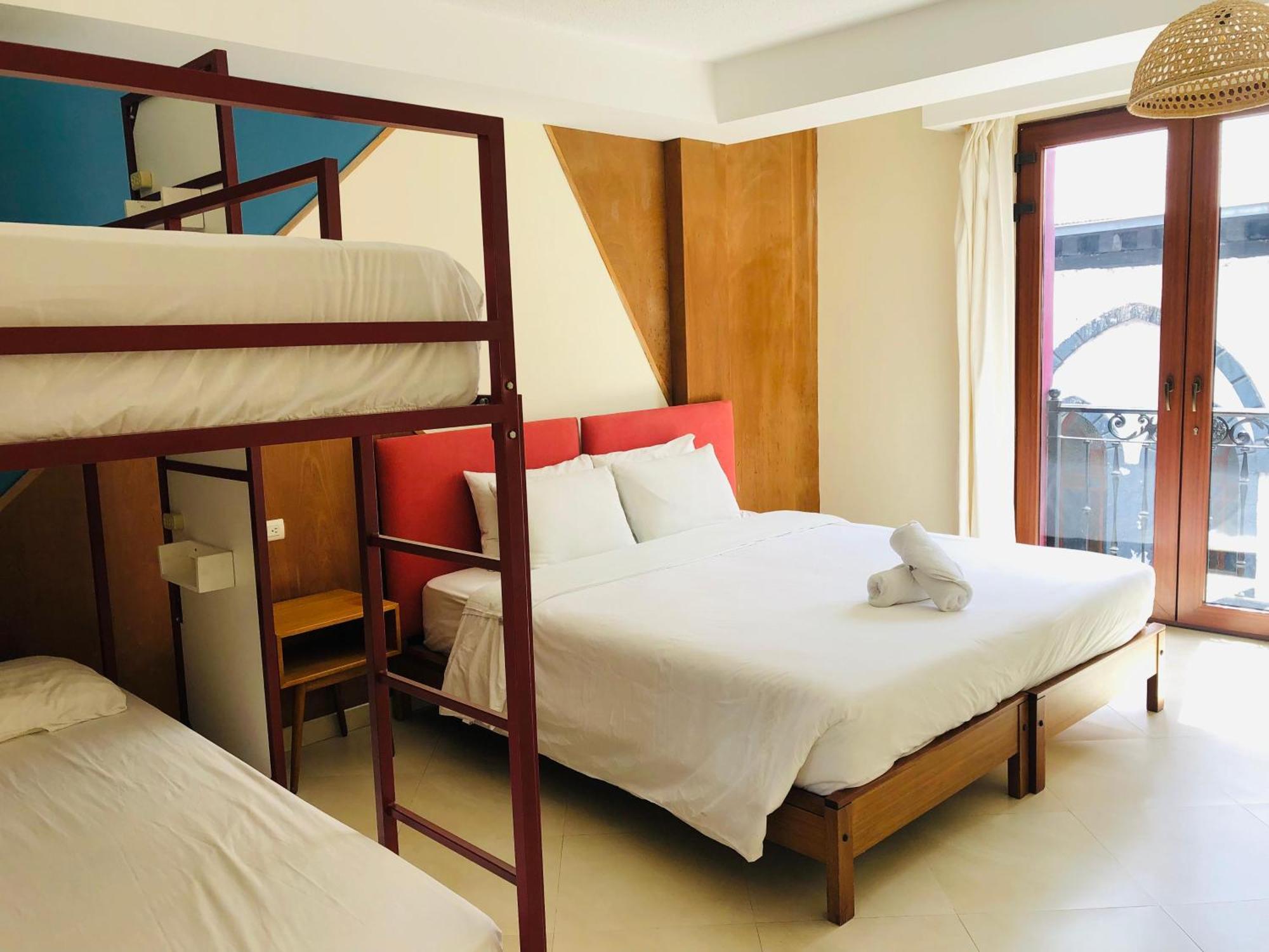 Socialtel Banos Hotel Bagian luar foto